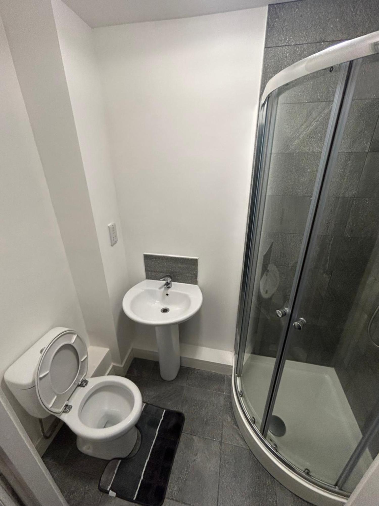 Lovely 1 Bed Apartment In Salford Manchester Eksteriør billede